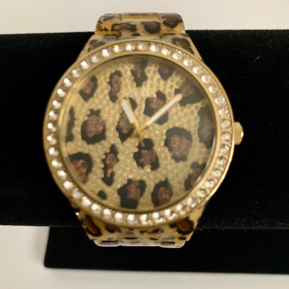 ❌SOLD❌ Small Authentic Guess Animal Print Watch